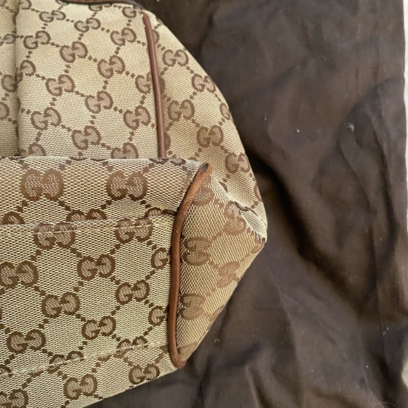 Authentic Gucci bag - Picture 7 of 8